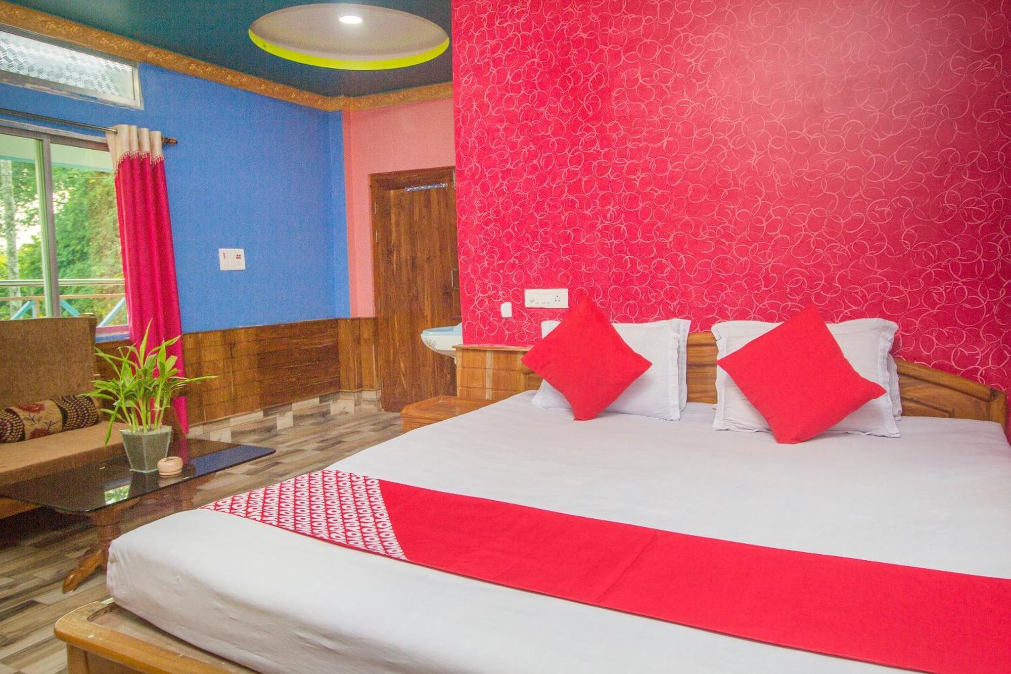 Hotel O Sandhana Homestay Rajabhat Khawa Buitenkant foto